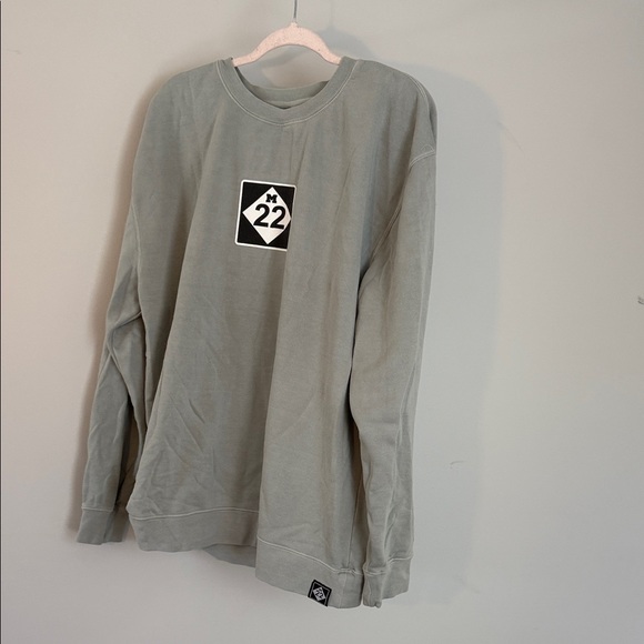 M22 Sweaters - Asics Gray Women's Sweater